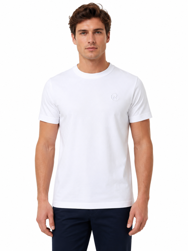 O-Classic vit t-shirt med rund halsringning, framsida
